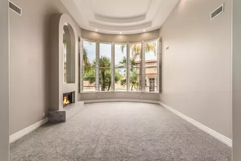 Living - 3332 E Cherokee St, Phoenix, AZ 85044 photo 2 of 7
