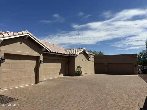 Exterior - 3332 E Cherokee St, Phoenix, AZ 85044 photo 1 of 3