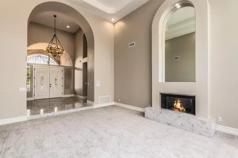 Living - 3332 E Cherokee St, Phoenix, AZ 85044 photo 3 of 7