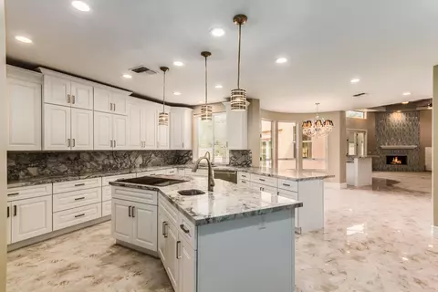 Kitchen - 3332 E Cherokee St, Phoenix, AZ 85044 photo 1 of 6