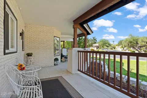 Exterior - 6234 N 4th Dr, Phoenix, AZ 85013 photo 6 of 15
