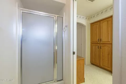 Bath - 7925 E Monte Ave, Mesa, AZ 85209 photo 3 of 4
