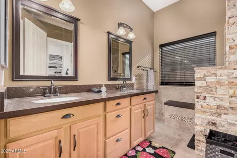 Bath - 10529 E Posada Ave, Mesa, AZ 85212 photo 1 of 4