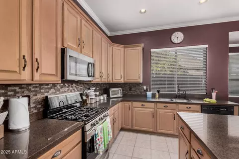 Kitchen - 10529 E Posada Ave, Mesa, AZ 85212 photo 3 of 3