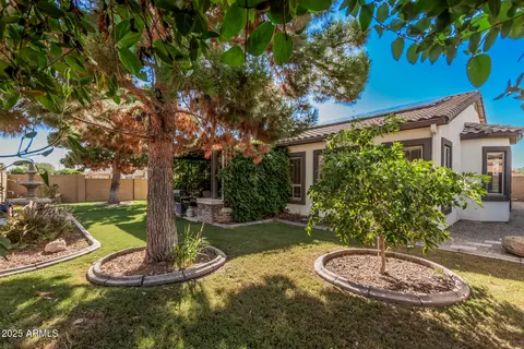 Exterior - 10529 E Posada Ave, Mesa, AZ 85212 photo 7 of 9