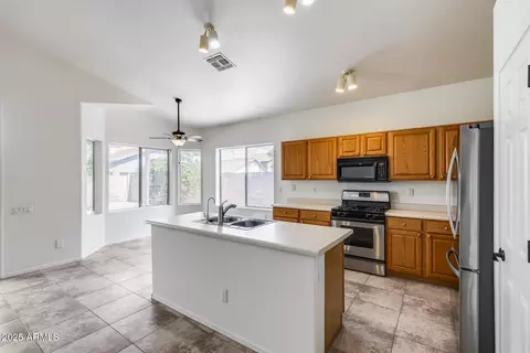 3890 E Lexington Ave, Gilbert, AZ 85234 photo 17