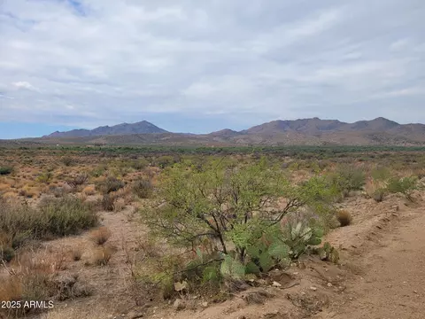 lot S 4041 S San Peppy Rd #40&41, Congress, AZ 85332
