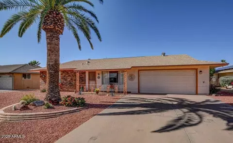 9517 W Appaloosa Dr, Sun City, AZ 85373