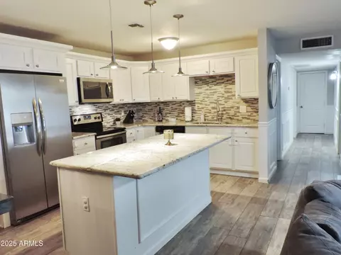 Kitchen - 764 N Thunderbird Dr, Apache Junction, AZ 85120 photo 3 of 8