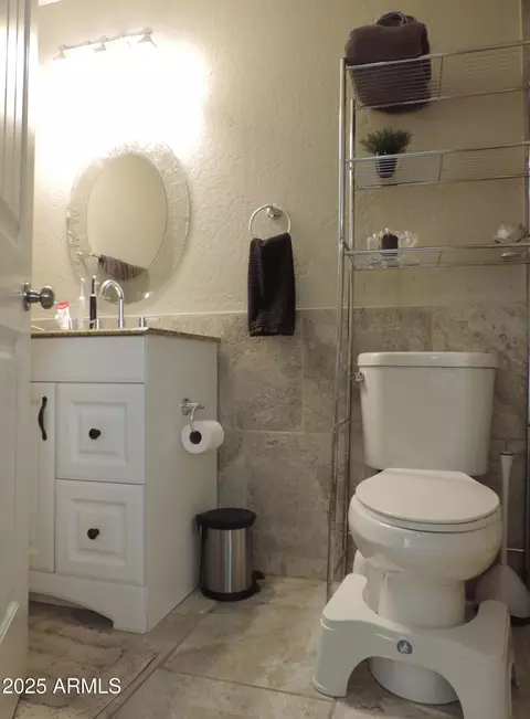 Bath - 764 N Thunderbird Dr, Apache Junction, AZ 85120 photo 6 of 6