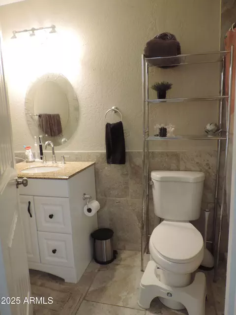 Bath - 764 N Thunderbird Dr, Apache Junction, AZ 85120 photo 5 of 6