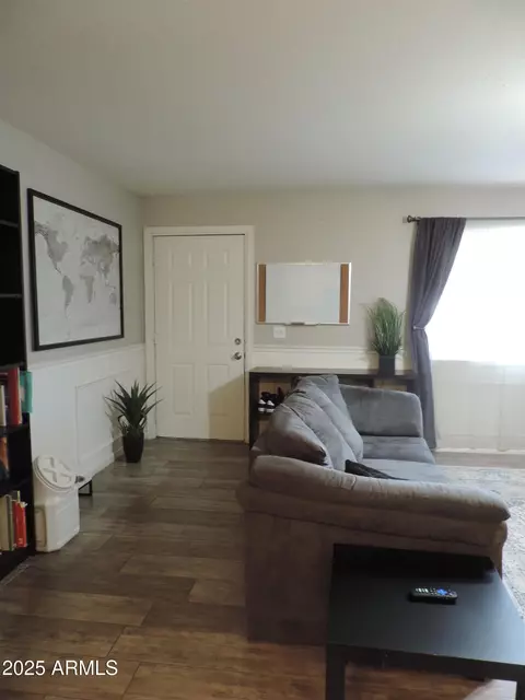Living - 764 N Thunderbird Dr, Apache Junction, AZ 85120 photo 3 of 4