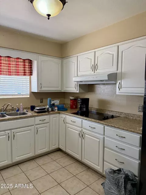 Kitchen - 5856 E Colby St, Mesa, AZ 85205 photo 2 of 3