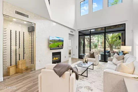 9270 E Thompson Peak Pkwy #327, Scottsdale, AZ 85255