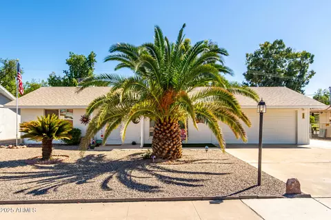 10839 W Oakmont Dr, Sun City, AZ 85351