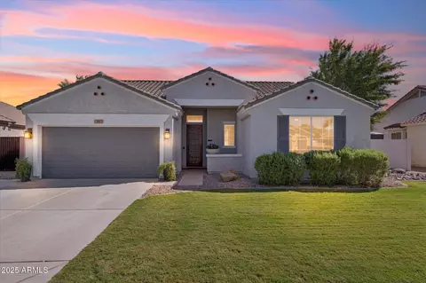 85 E Betsy Ln, Gilbert, AZ 85296