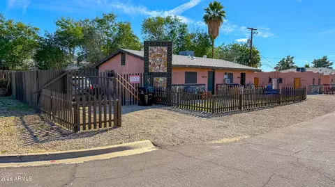 9033 N 11th St, Phoenix, AZ 85020