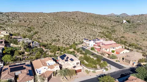 View/Area - 1232 E Lupine Ave, Phoenix, AZ 85020 photo 3 of 4