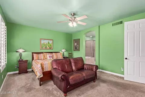 Bedroom - 1232 E Lupine Ave, Phoenix, AZ 85020 photo 3 of 4
