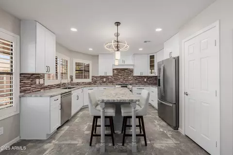 Kitchen - 16809 S 33rd Way, Phoenix, AZ 85048 photo 1 of 9