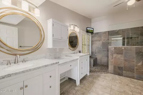 Bath - 16809 S 33rd Way, Phoenix, AZ 85048 photo 1 of 10