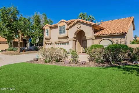 Exterior - 16809 S 33rd Way, Phoenix, AZ 85048 photo 5 of 29