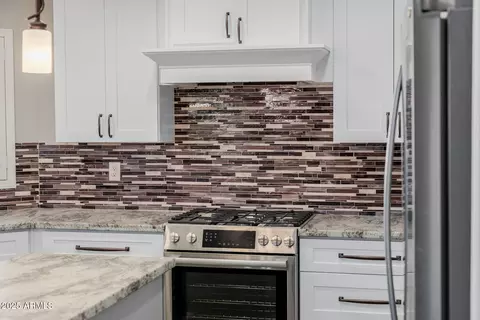 Kitchen - 16809 S 33rd Way, Phoenix, AZ 85048 photo 7 of 9