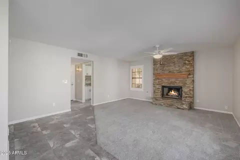 Living - 16809 S 33rd Way, Phoenix, AZ 85048 photo 13 of 20