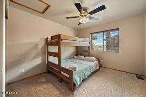 Bedroom - 2670 Lodge Loop, Overgaard, AZ 85933 photo 3 of 4