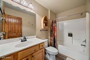 Bath - 2670 Lodge Loop, Overgaard, AZ 85933 photo 2 of 2