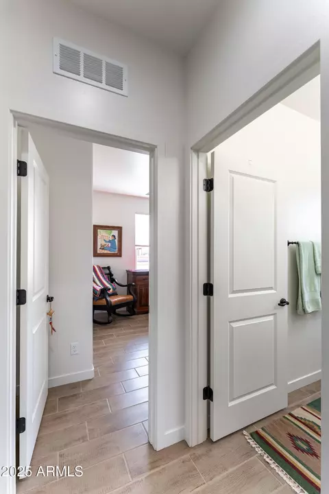 Entry Way - 6717 E Vaquero Cir, Hereford, AZ 85615 photo 2 of 6