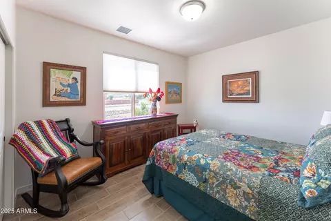 Bedroom - 6717 E Vaquero Cir, Hereford, AZ 85615 photo 1 of 2