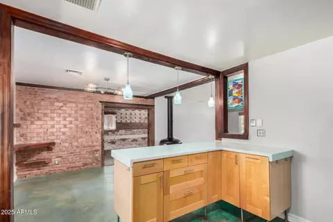 6141 N 16th Dr, Phoenix, AZ 85015 photo 11