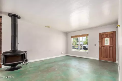 6141 N 16th Dr, Phoenix, AZ 85015 photo 5