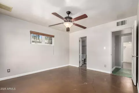 6141 N 16th Dr, Phoenix, AZ 85015 photo 18