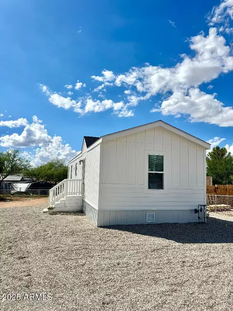 384 N Warren Rd, Benson, AZ 85602 photo 4