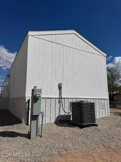 384 N Warren Rd, Benson, AZ 85602 photo 12