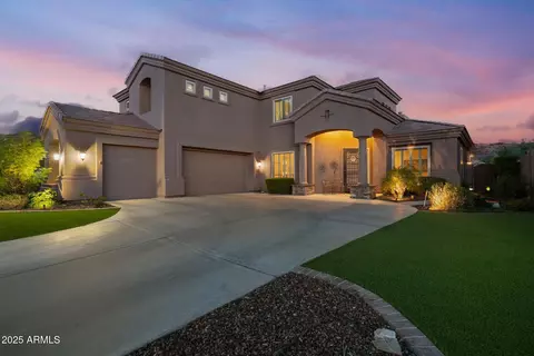 441 W Desert Flower Ln, Phoenix, AZ 85045