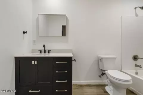 Bath - 427 E Crescent Ave, Mesa, AZ 85204 photo 3 of 3