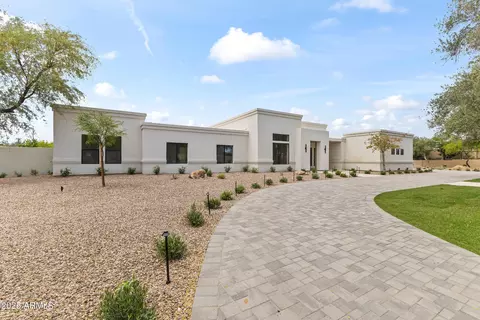9611 E Clinton St, Scottsdale, AZ 85260