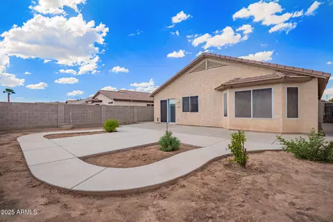 Exterior - 1637 E Ash Ave, Buckeye, AZ 85326 photo 5 of 5