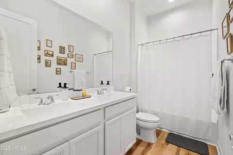 Bath - 11038 E Utopia Ave, Mesa, AZ 85212 photo 2 of 2
