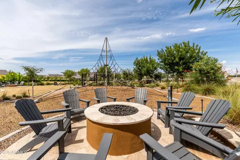 View/Area - 11038 E Utopia Ave, Mesa, AZ 85212 photo 14 of 15