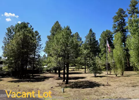 590 E Ox Bow Rd #32, Munds Park, AZ 86017