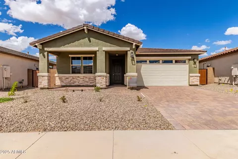 40470 W Rio Grande Dr, Maricopa, AZ 85138