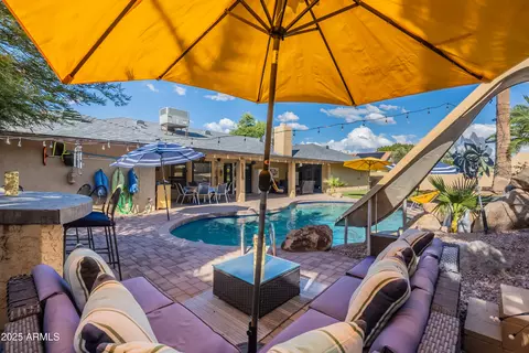 Exterior - 2217 E North Ln, Phoenix, AZ 85028 photo 9 of 43