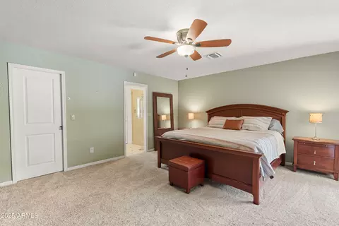 Bedroom - 2217 E North Ln, Phoenix, AZ 85028 photo 1 of 10