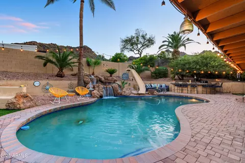 Exterior - 2217 E North Ln, Phoenix, AZ 85028 photo 39 of 43