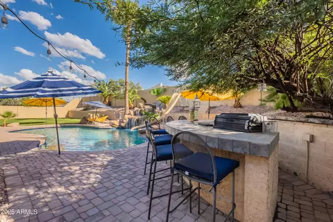 Exterior - 2217 E North Ln, Phoenix, AZ 85028 photo 8 of 43