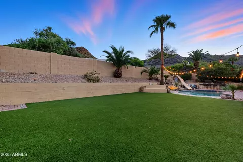 Exterior - 2217 E North Ln, Phoenix, AZ 85028 photo 36 of 43